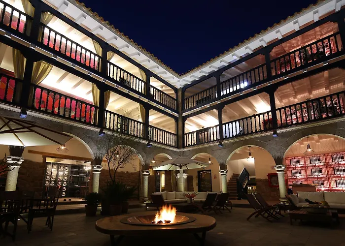El Mercado 4*