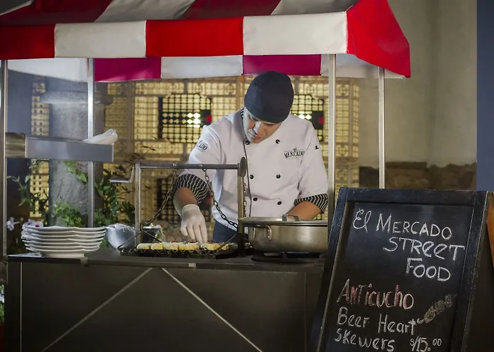 El Mercado 4*