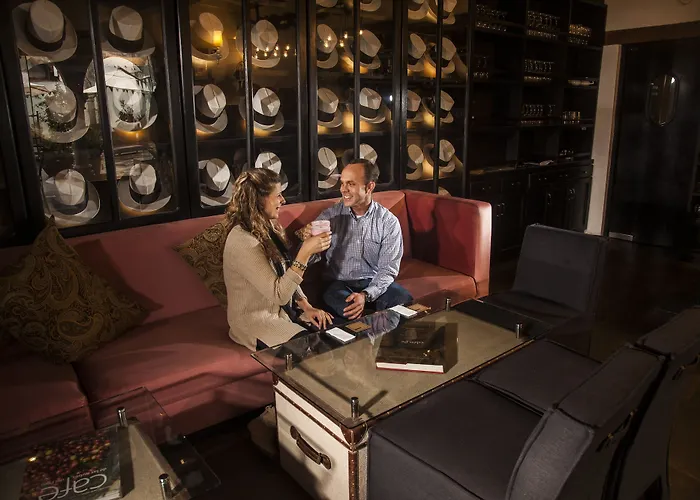 El Mercado Hotel